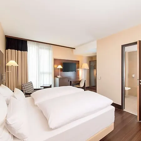 Nh Collection Hotel
