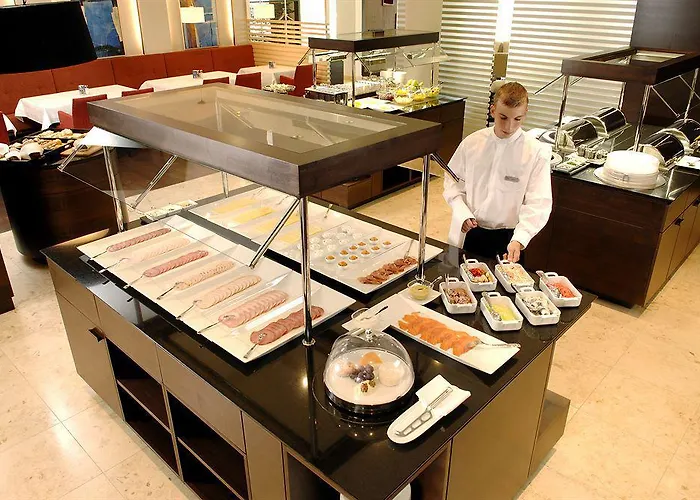 Nh Collection Hotel 4*