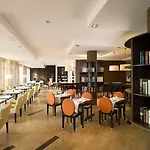Nh Collection - Newly Renovated 4*