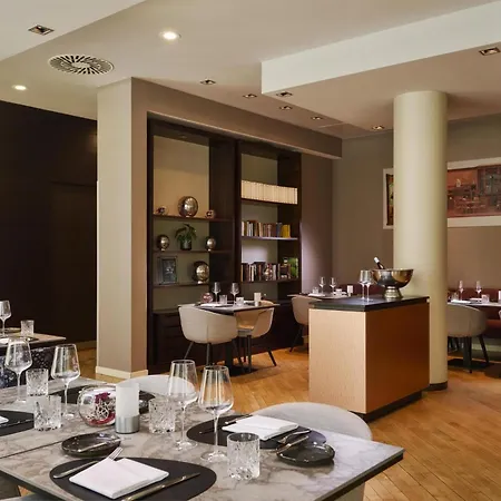 Nh Collection Hotel