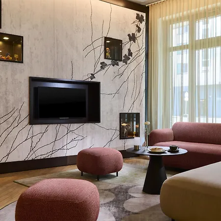 Nh Collection Hotel